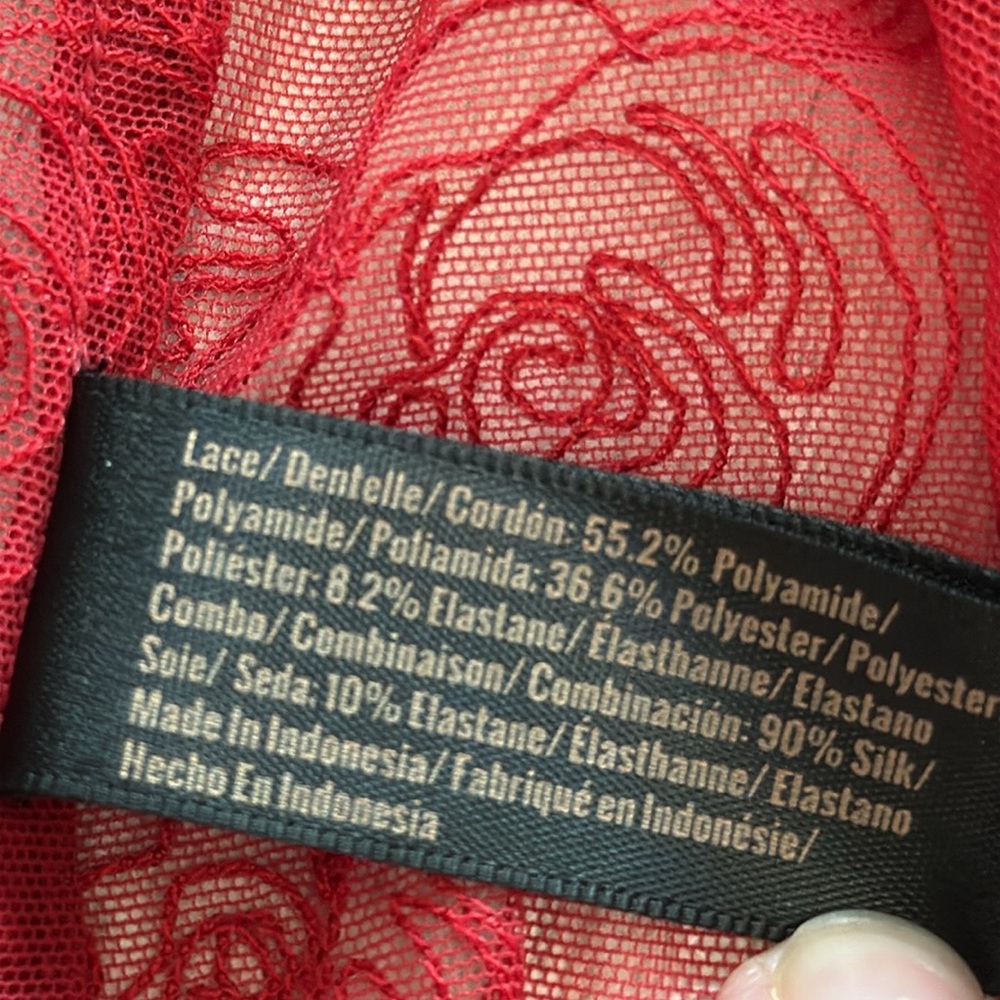 Red Lace Shapewear Skirt - Picture 4 of 4